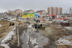 Город. Укрепление насыпной дамба возле Голубого Дуная