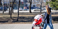 Апрель. Тепло. Весна. Петровский бульвар - Газета Бийский рабочий