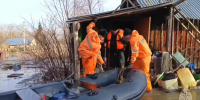 Бойцы МЧС помогают жителям в зоне подтопления в Бийском районе - Газета Бийский рабочий