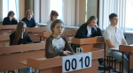 Бийские школьники сдают ЕГЭ по русскому языку